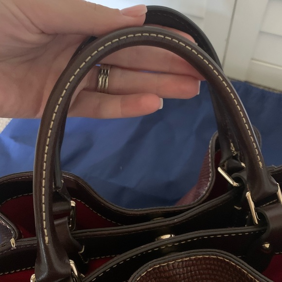 Dooney & Bourke large Barlow embossed tote - Picture 6 of 12